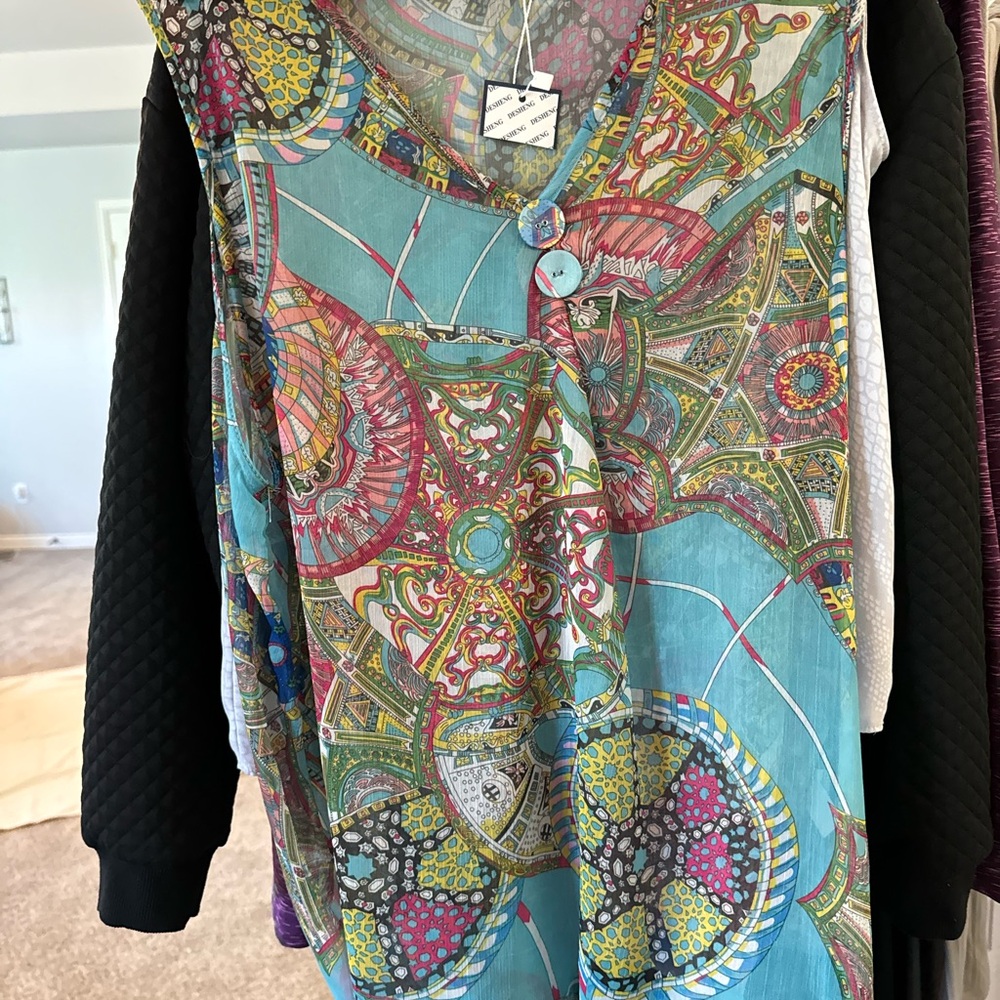 Floral Blouse - Picture 5 of 5